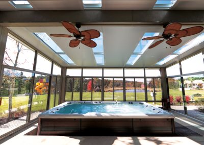 Studio Sunroom with Skyviews and Hot Tub